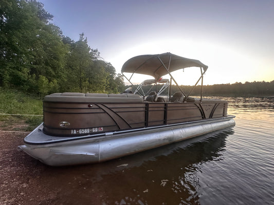 15 Person 25ft Veranda Tritoon w/225hp motor